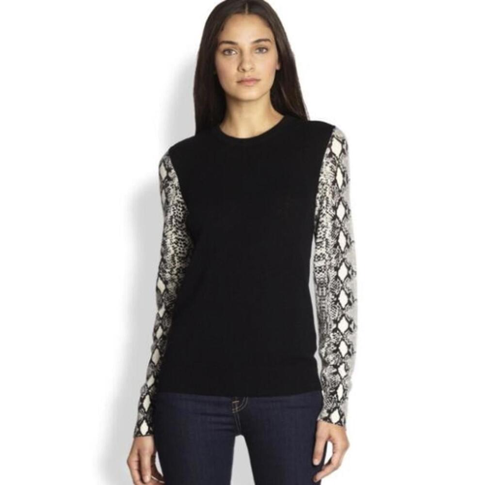 Equipment Femme Cashmere Black Snake Print Crewneck Sweater Top - Size - Medium